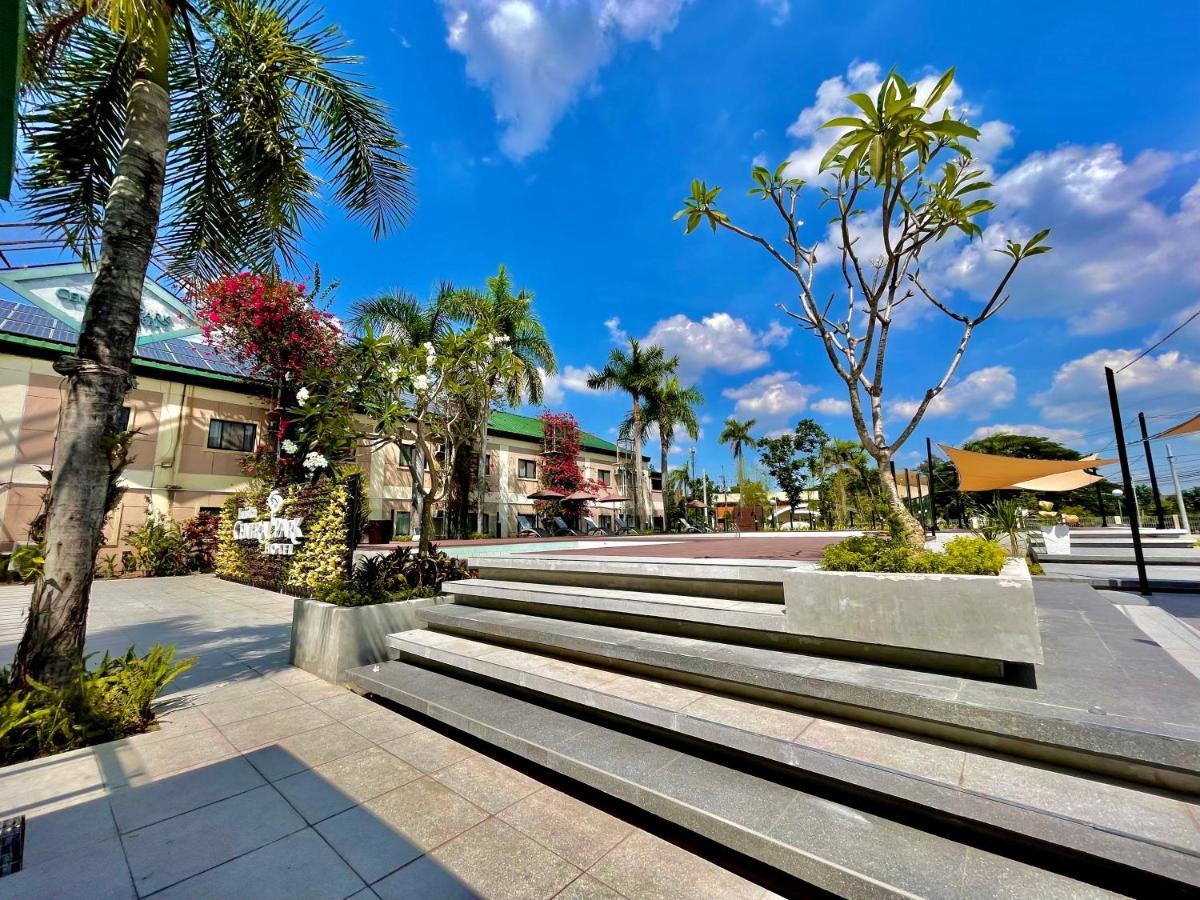 Luisita Central Park Hotel Tarlac City Экстерьер фото