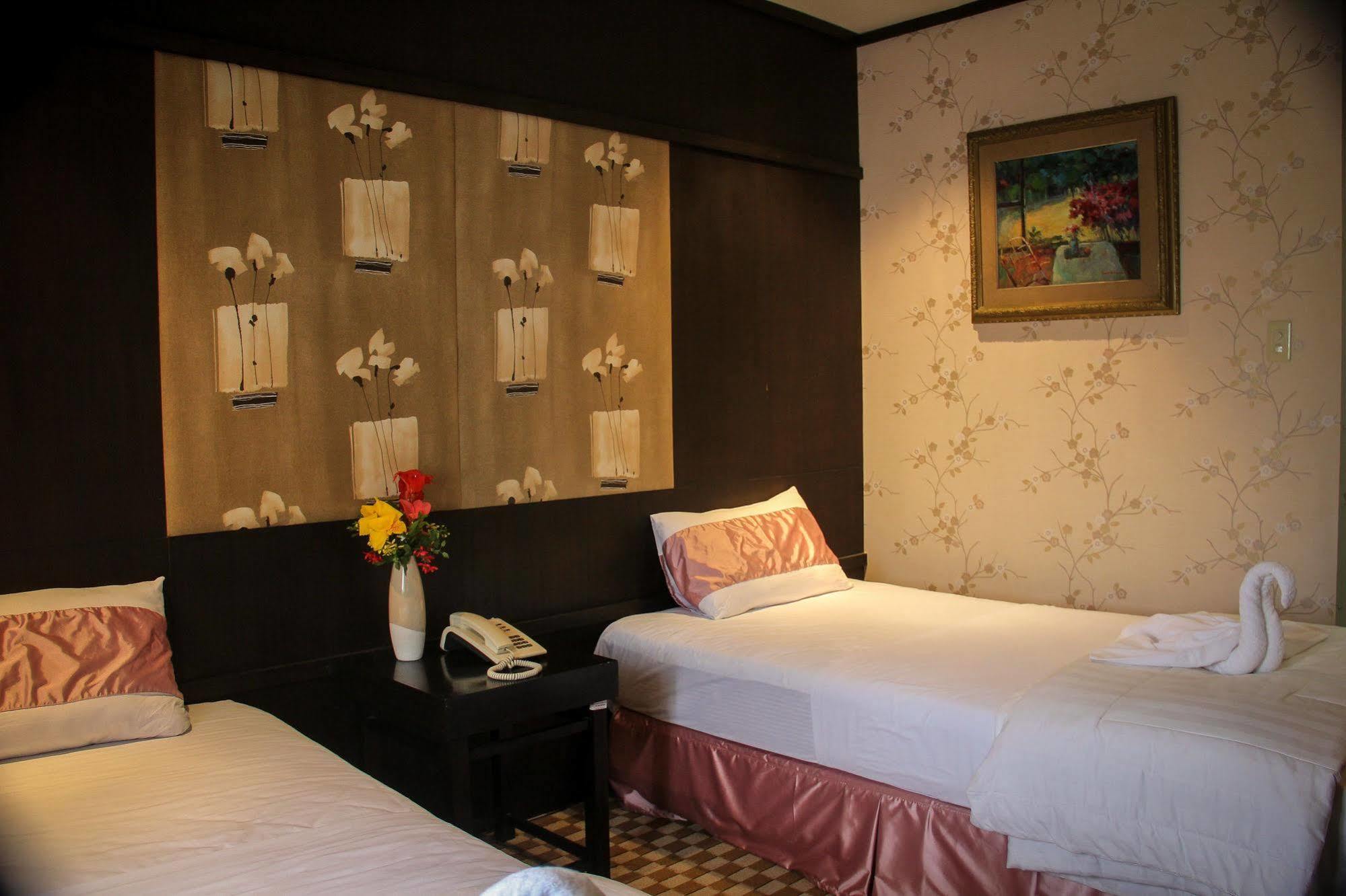 Luisita Central Park Hotel Tarlac City Экстерьер фото