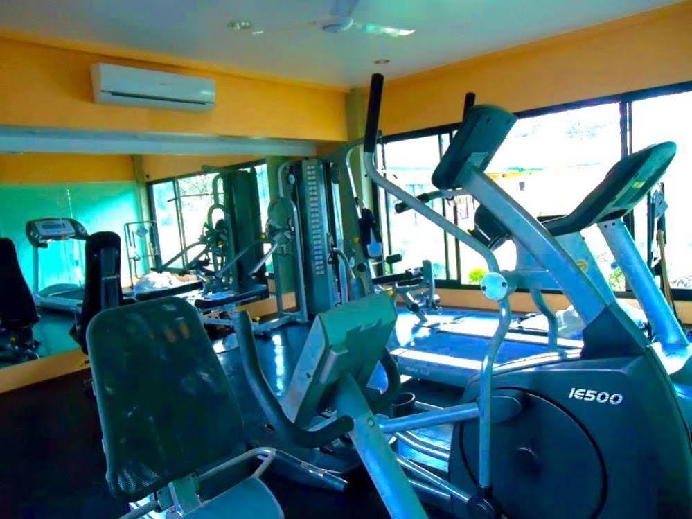 Luisita Central Park Hotel Tarlac City Экстерьер фото